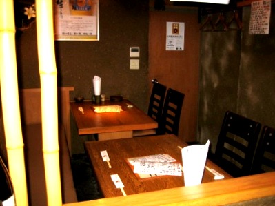田丸テーブル席.jpg