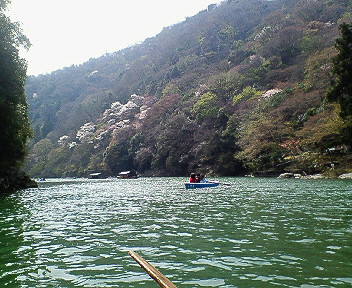 嵐山ボートから1.jpg